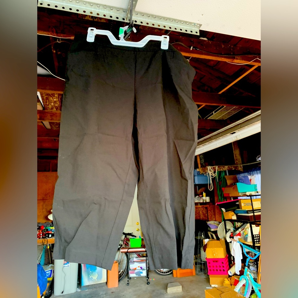 Dress capris